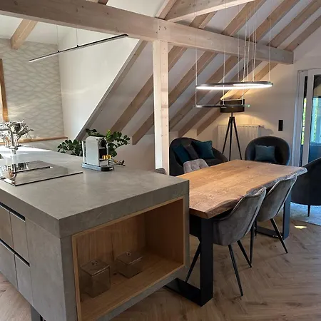 Gaestehaus Huber Apartamento *