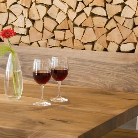 Gaestehaus Huber * אימנשטאדט אם בודנזה