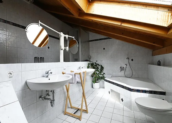 Gaestehaus Huber דירה *